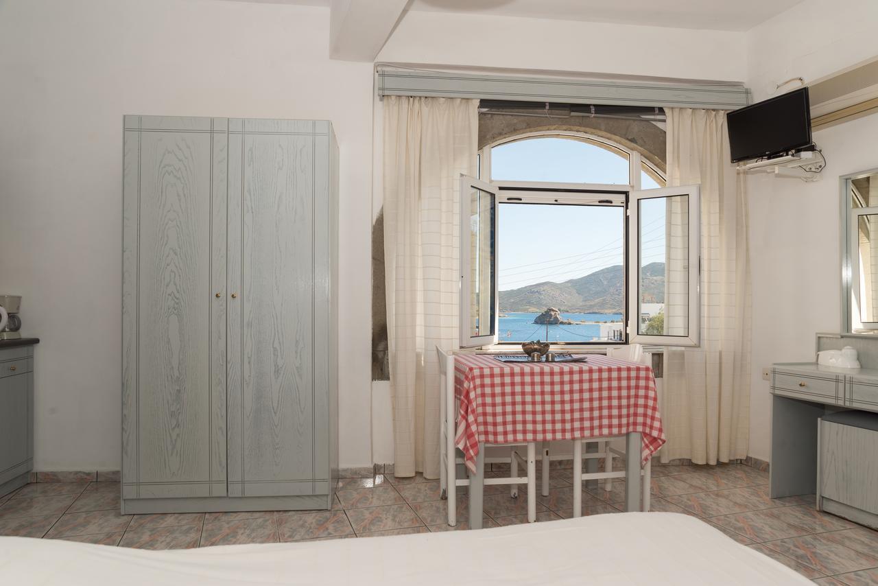 Captain Manos Studio Apartments Grikos Bay  Extérieur photo