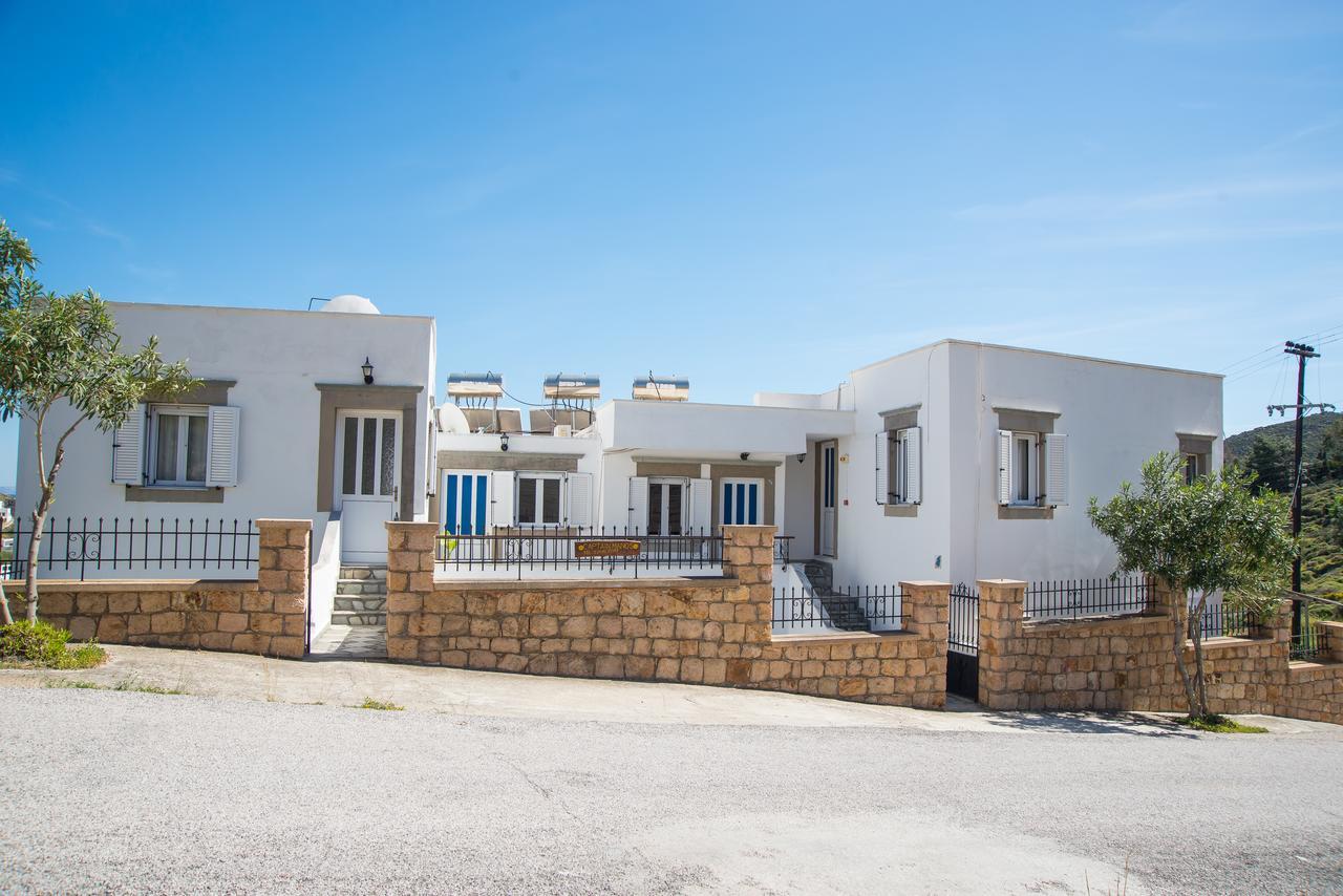 Captain Manos Studio Apartments Grikos Bay  Extérieur photo